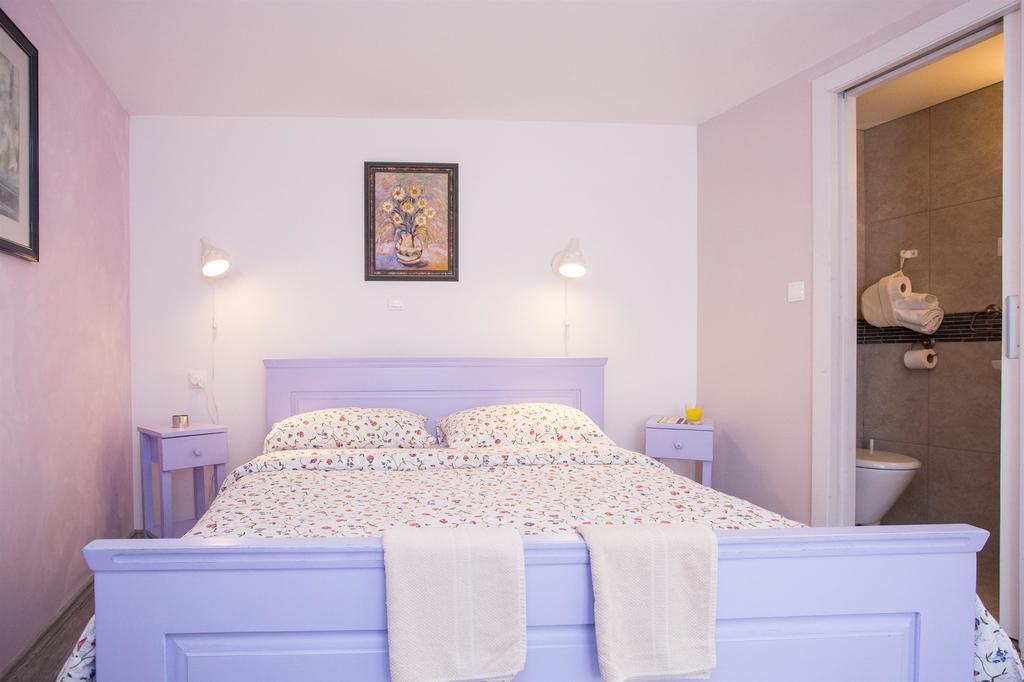 Holiday Home Smokovec Врбник Екстер'єр фото