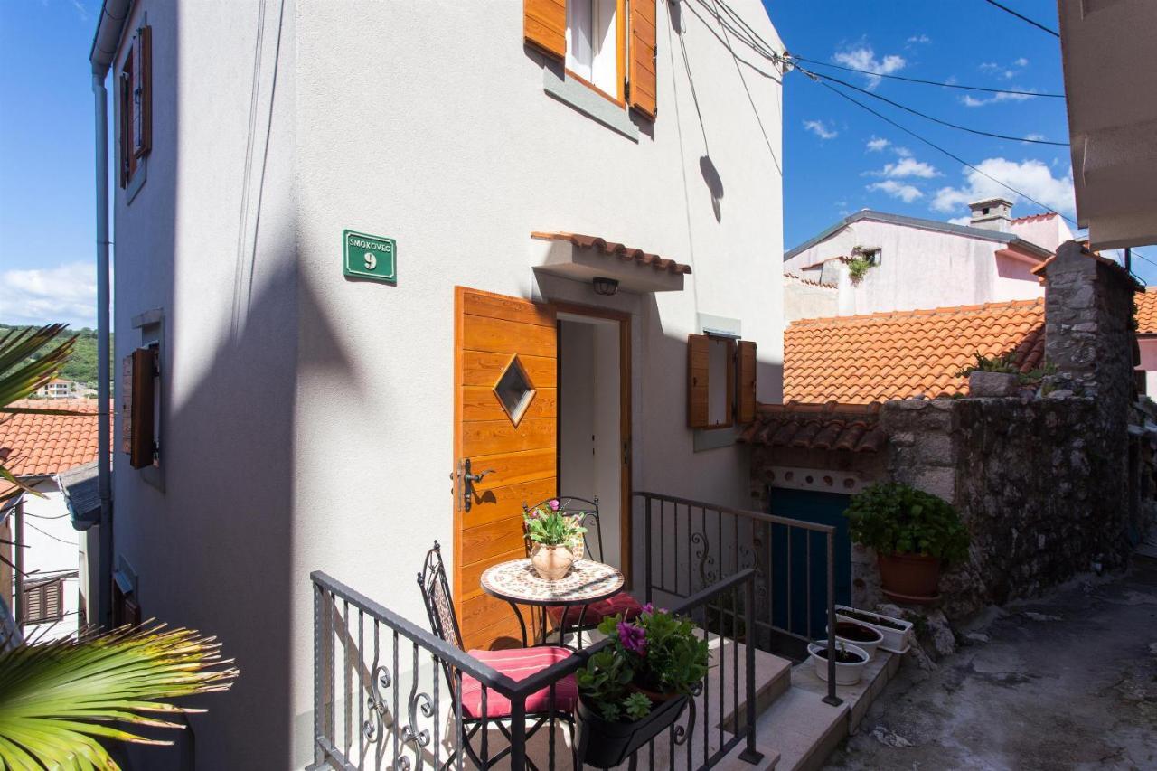 Holiday Home Smokovec Врбник Екстер'єр фото